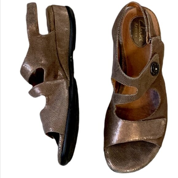 Clarks Artisan Tiffani Aldora Textured Leather Strap Sandals Sz 10N #22E - Picture 3 of 7